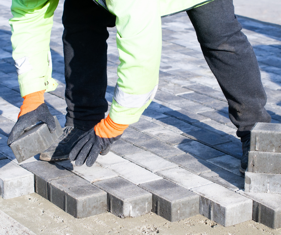 how to install interlocking pavers like a pro, interlocking toronto, toronto landscape contractor, gta interlocking,