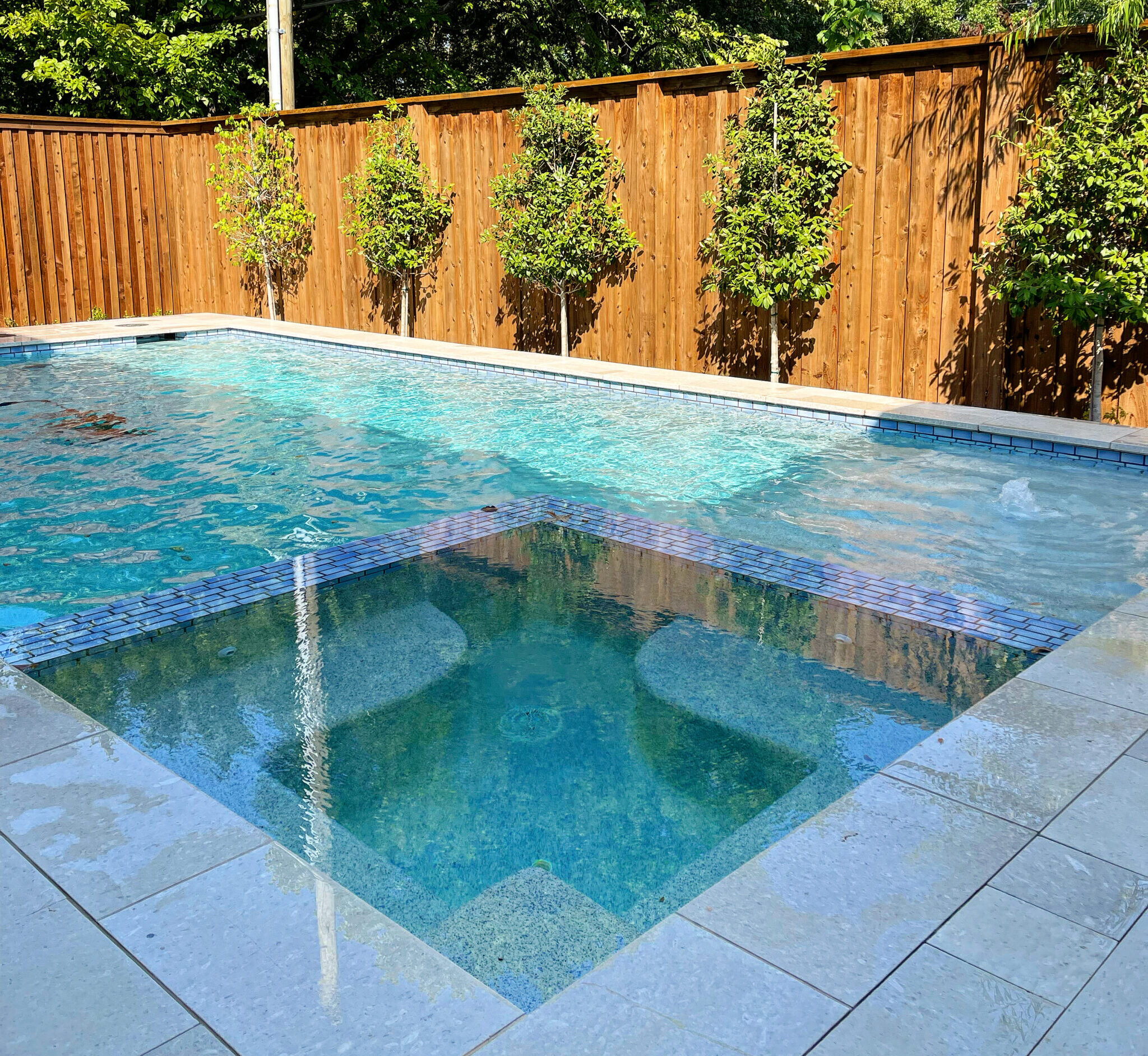 MILTON STONE luxury landscapes and custom pool builders in Oakville, Burlington and Toronto