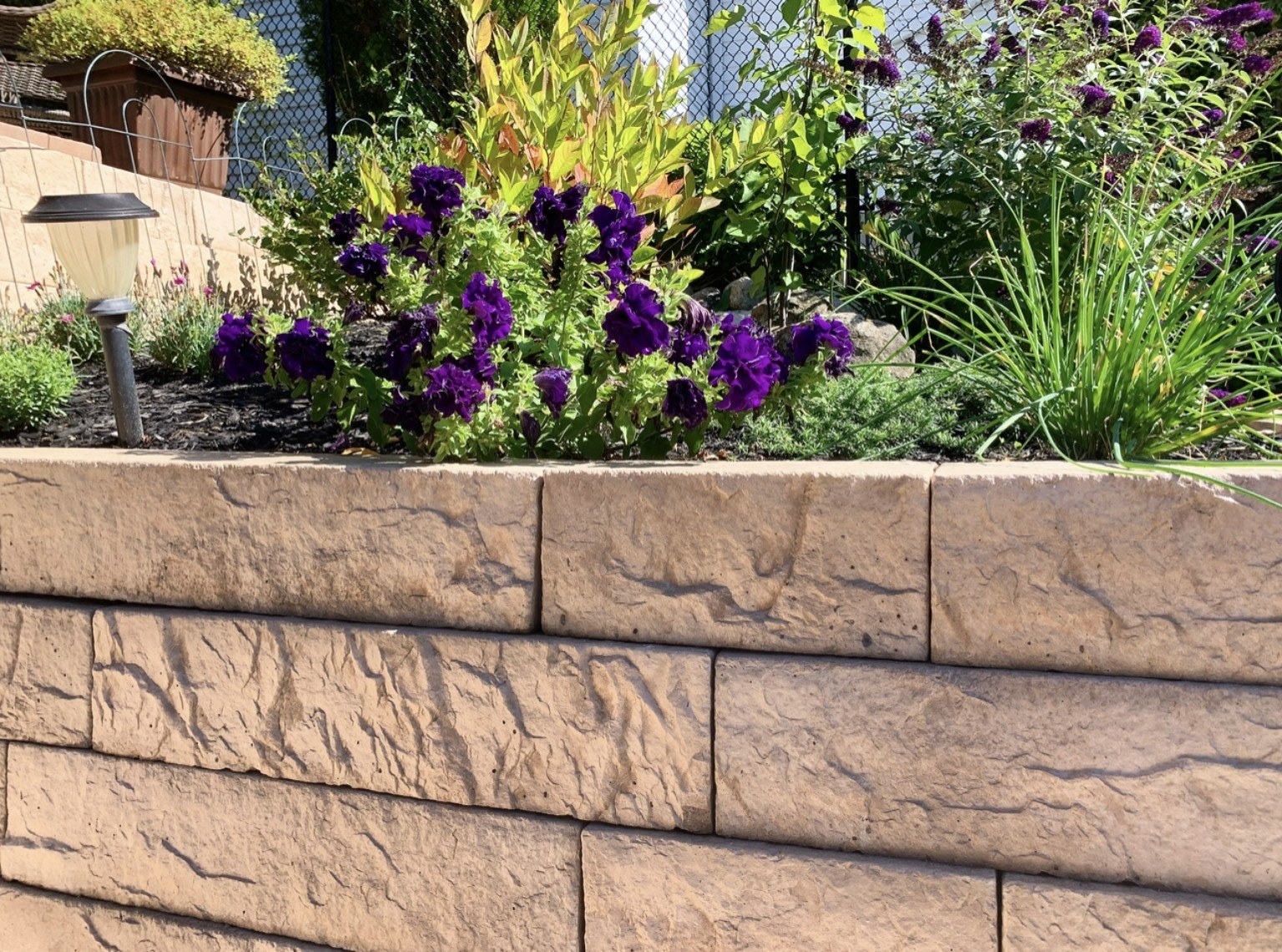 Finished garden retaining wall in Milton