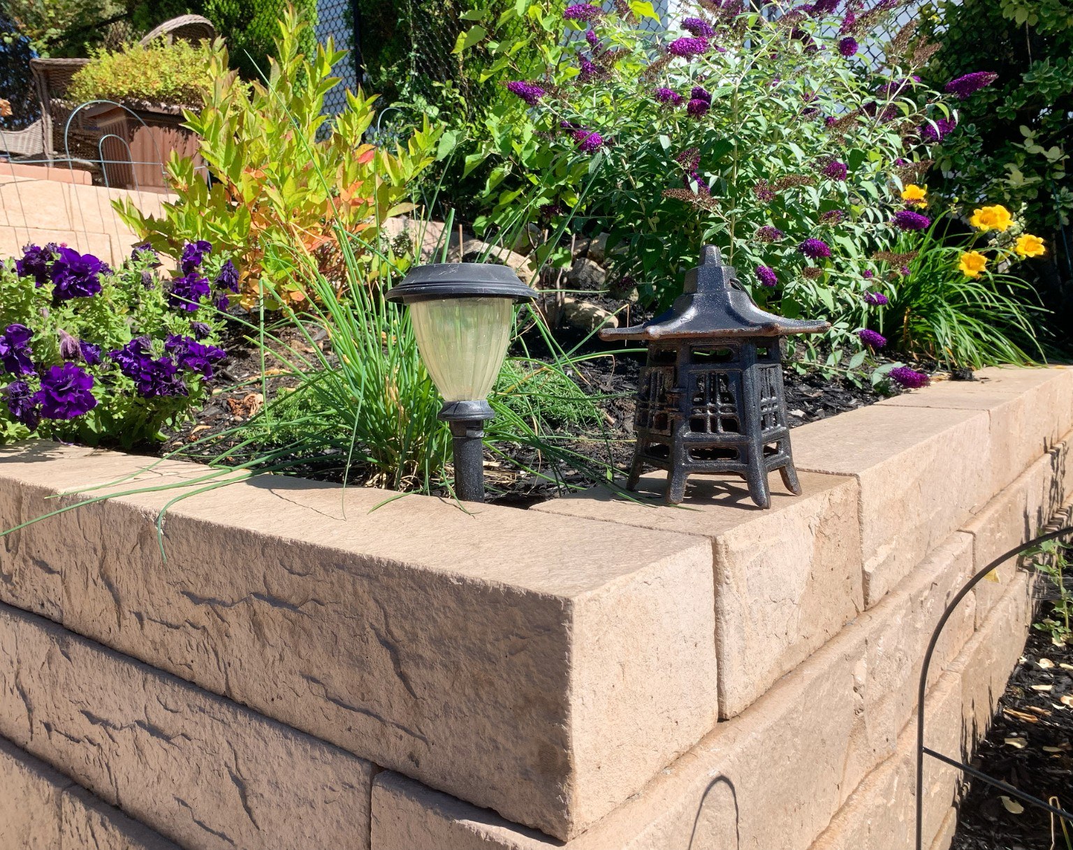 Terraced garden wall corner in Milton